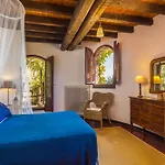 Melolia Villa *