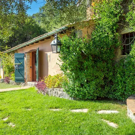 Melolia Villa *